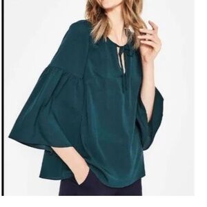 Boden Boho bell sleeve top